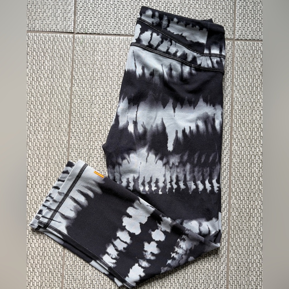 Lucy Cropped Leggings